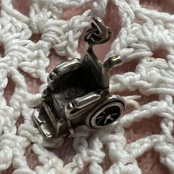 Vintage Silver Wheelchair Charm - Picture 2 of 4
